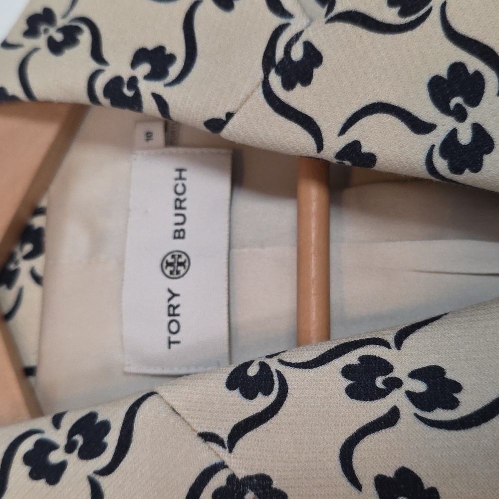 Tory Burch Jacket Blazer Cream with Black Floral Motif - Picture 4 of 10
